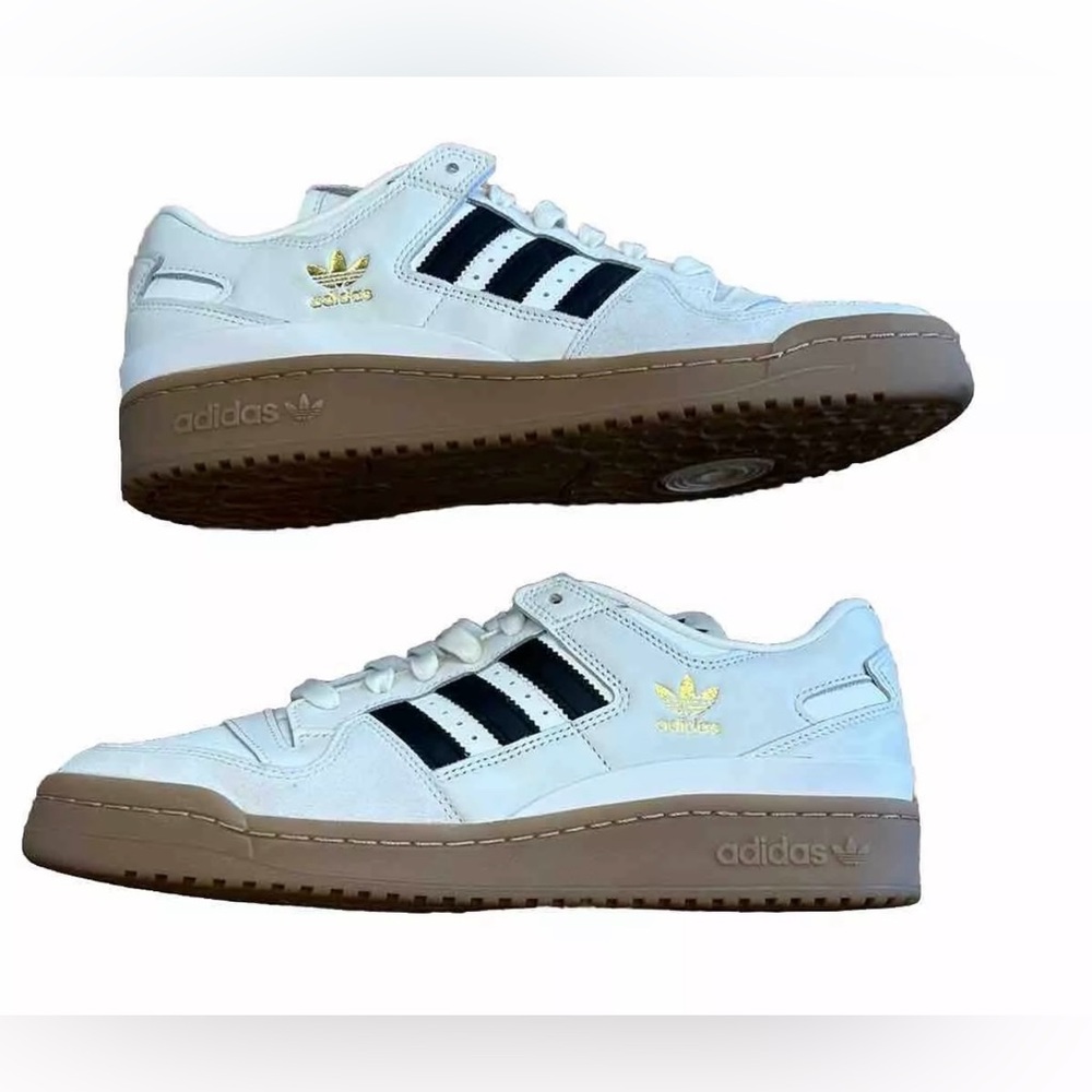 Adidas Forum 84 Low CL shoe in the Core Black/Ivory/Gum colorway